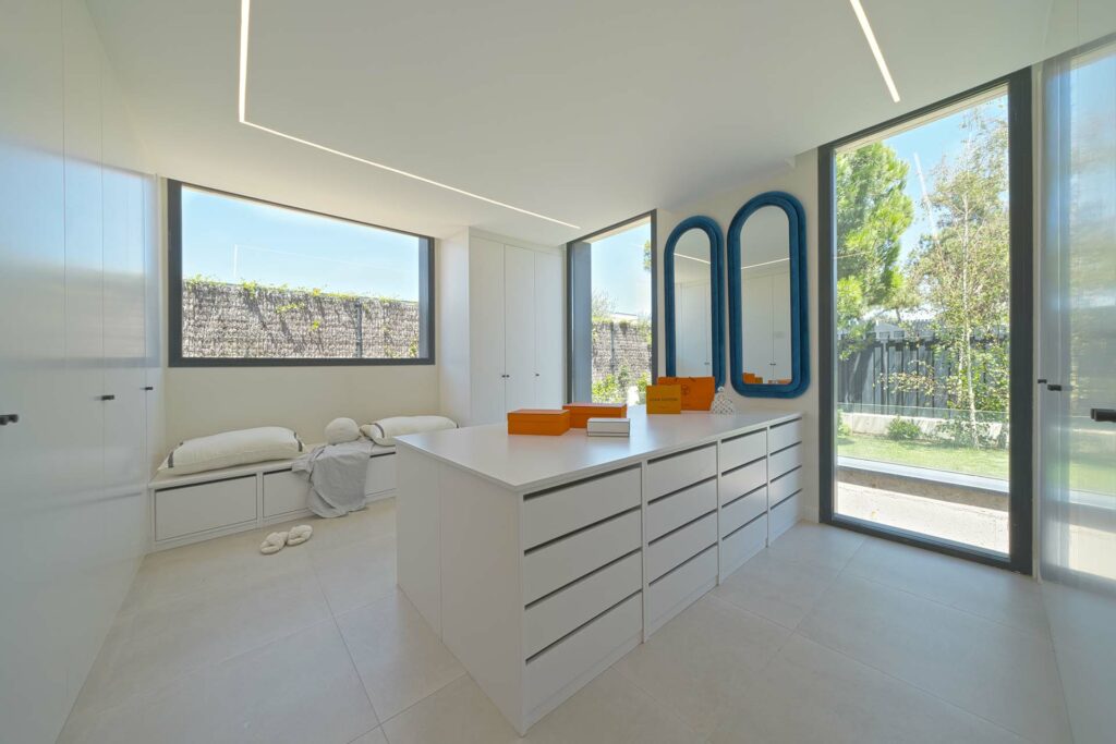 Qhomes 21, Calle Playa del Saler, Boadilla del Monte.