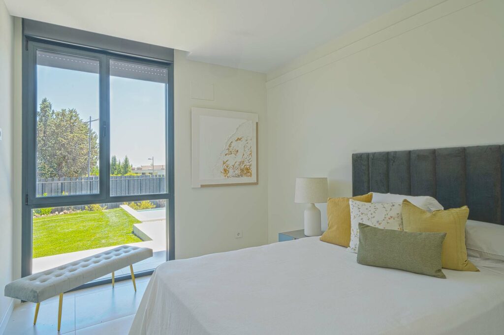 Qhomes 21, Calle Playa del Saler, Boadilla del Monte.